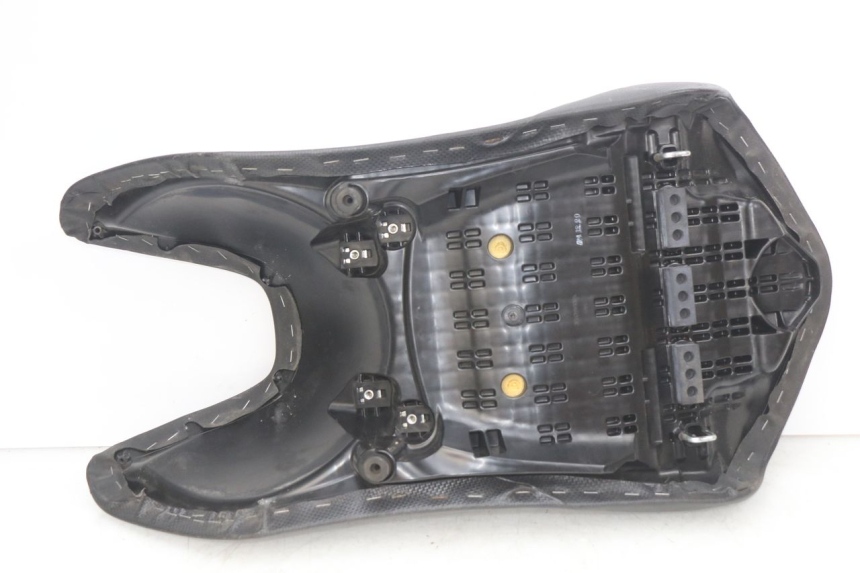 photo de SELLE AVANT HONDA INTEGRA NC D 750 (2016 - 2018) - Points de fixation