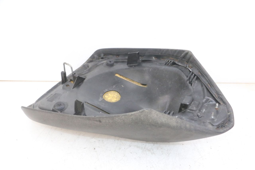photo de SELLE AVANT PEUGEOT JET FORCE CARBU 50 (2003 - 2016) - Zoom état d’usage