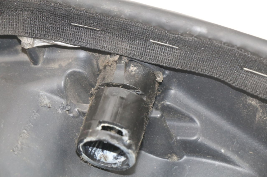 photo de SELLE AVANT PIAGGIO LIBERTY 4T 50 (2009 - 2015) - Autre angle de vue