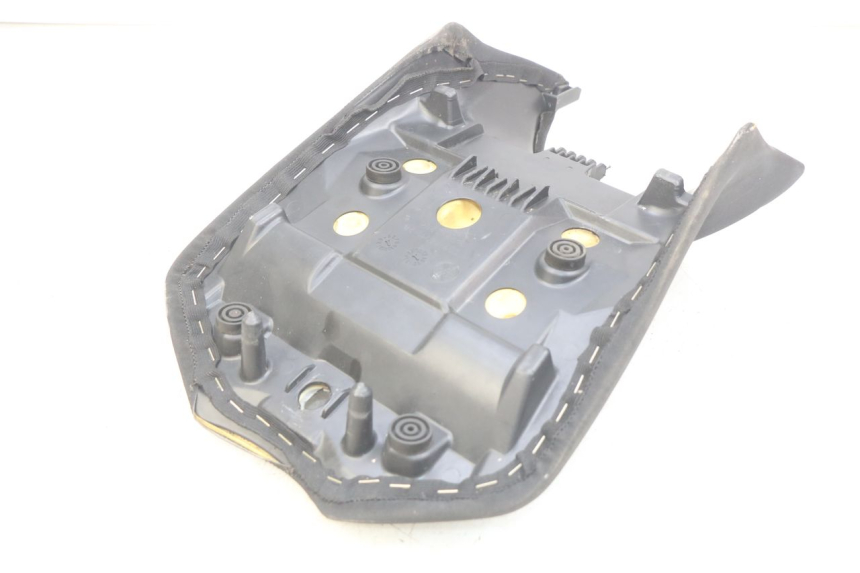 photo de SELLE AVANT YAMAHA MT ABS 125 (2014 - 2018) - État de surface