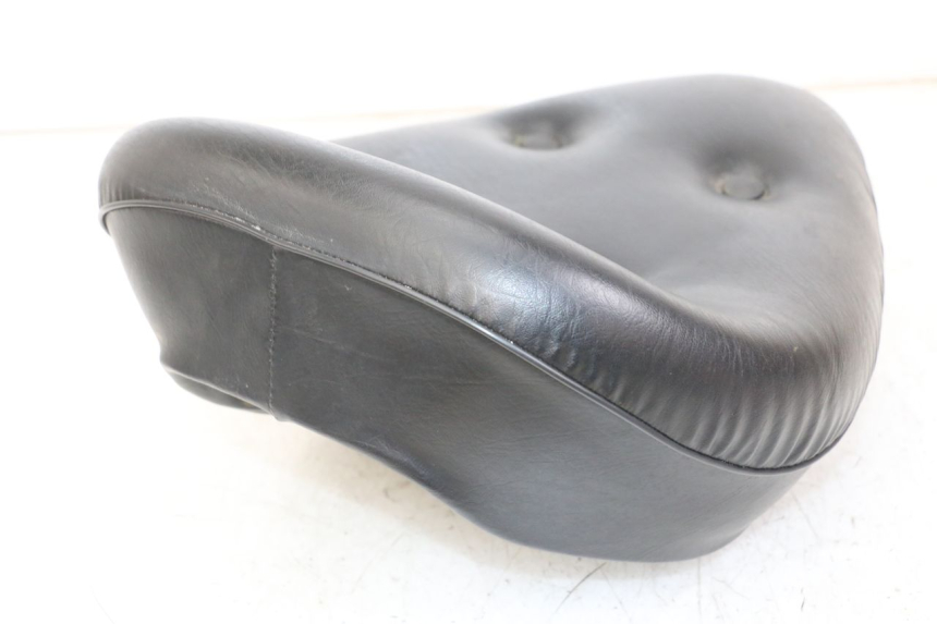 photo de SELLE AVANT REGAL RAPTOR RAXTER 2 125 (2007 - 2015) - Points de fixation