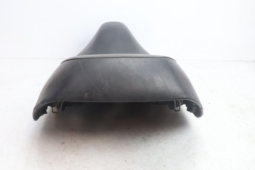 photo de SELLE AVANT DAELIM S2 125 (2006 - 2007) - Gros plan technique