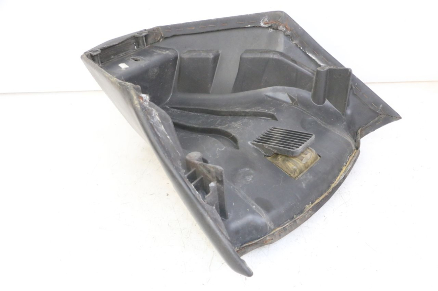 photo de SELLE AVANT PEUGEOT SATELIS COMPRESSOR K15 125 (2006 - 2009) - Autre angle de vue