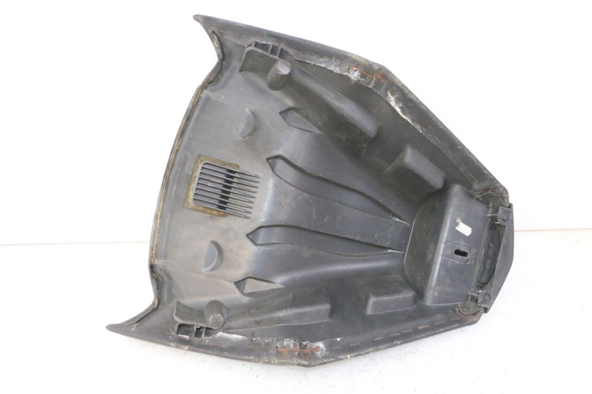 photo de SELLE AVANT PEUGEOT SATELIS COMPRESSOR K15 125 (2006 - 2009) - État de surface