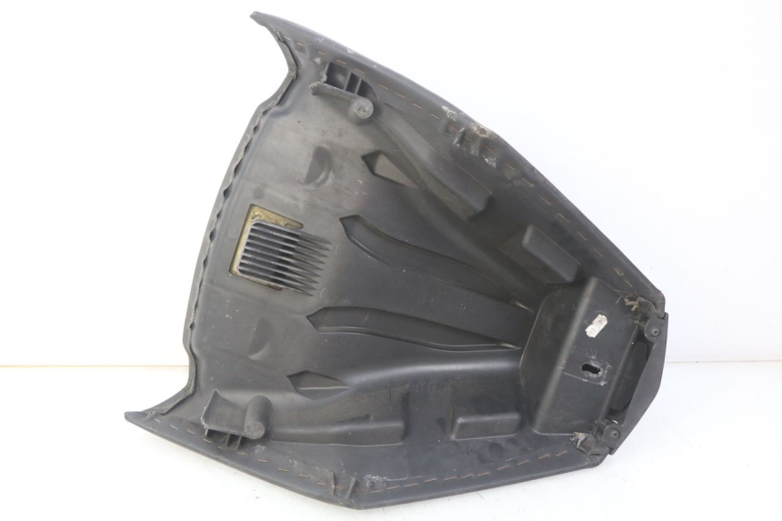 photo de SELLE AVANT PEUGEOT SATELIS 125 (2006 - 2009) - Zoom état d’usage