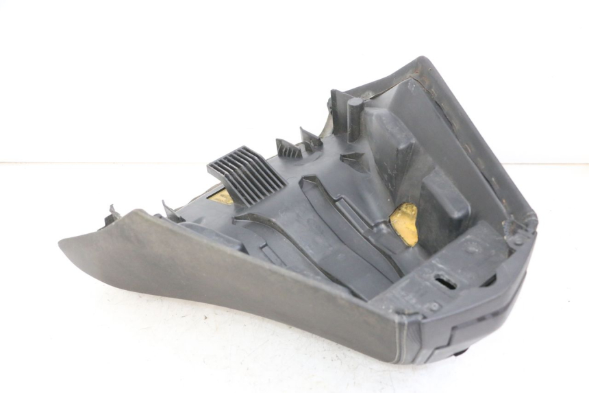 photo de SELLE AVANT PEUGEOT SATELIS 125 (2013 - 2018) - Points de fixation