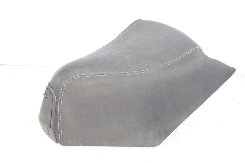 photo de SELLE AVANT PEUGEOT SATELIS 125 (2013 - 2018) - Marquages et références