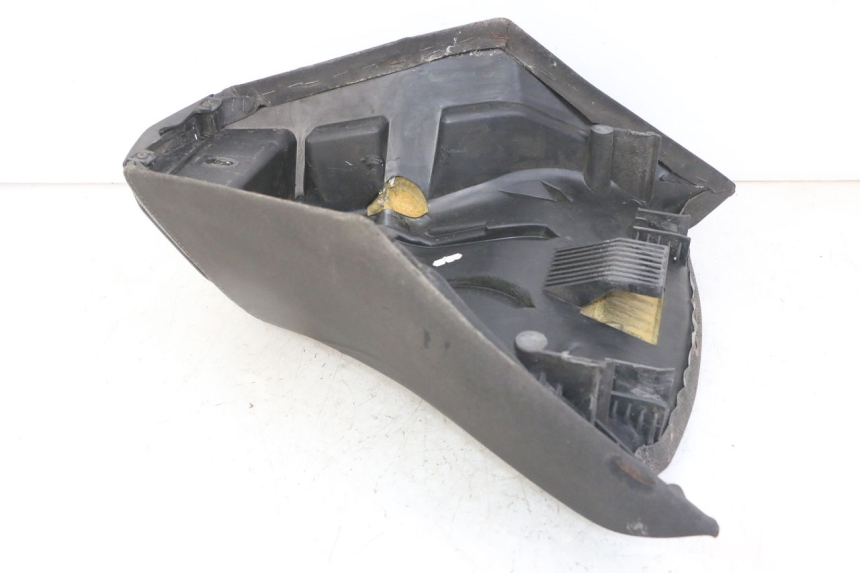 photo de SELLE AVANT PEUGEOT SATELIS 125 (2013 - 2018) - Vue d’ensemble