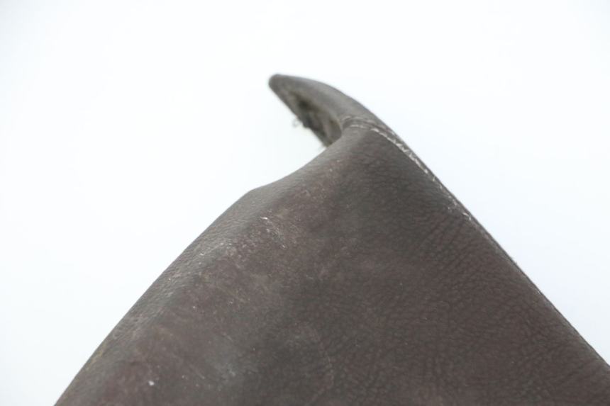 photo de SELLE AVANT PEUGEOT SATELIS 125 (2006 - 2009) - Vue rapprochée