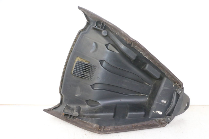 photo de SELLE AVANT PEUGEOT SATELIS 125 (2006 - 2009) - Autre angle de vue