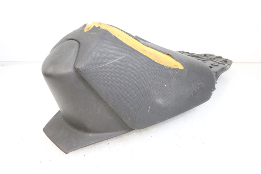photo de SELLE AVANT APRILIA SR CARB LC 2T 50 (2004 - 2012) - Zoom état d’usage