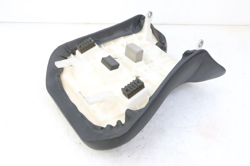 photo de SELLE AVANT SUZUKI SV S 650 (2003 - 2009) - Vue d’ensemble