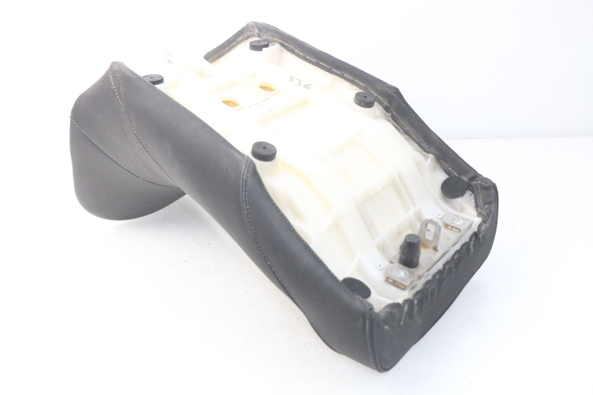 photo de SELLE AVANT YAMAHA TDM ABS 900 (2002 - 2014) - Marquages et références