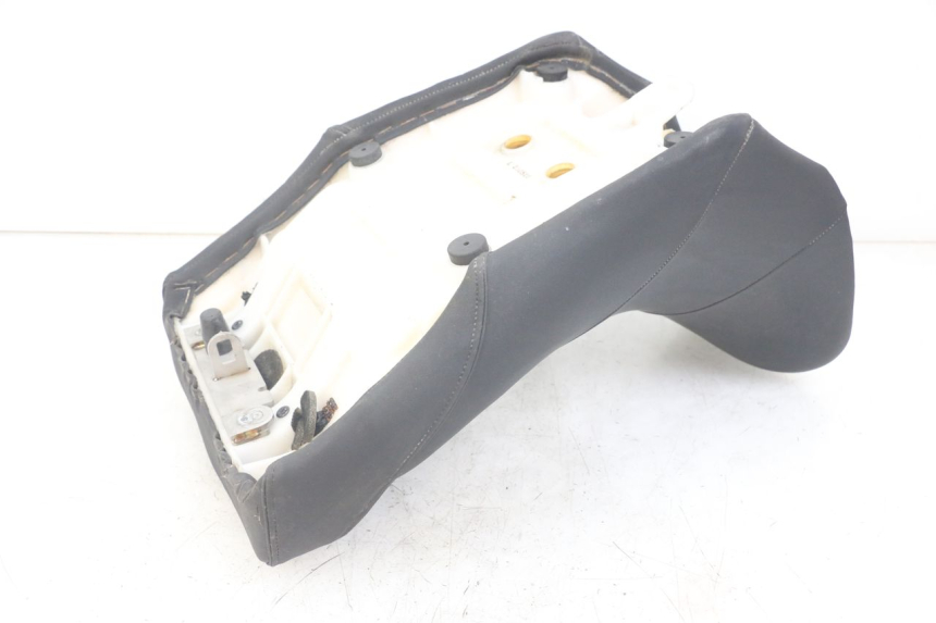photo de SELLE AVANT YAMAHA TDM ABS 900 (2002 - 2014) - Autre angle de vue