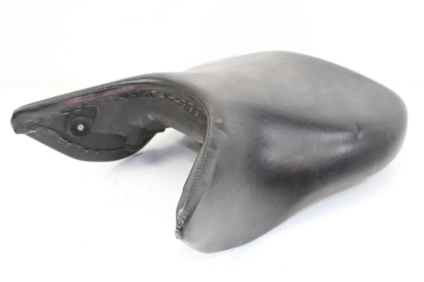 photo de SELLE AVANT SUZUKI TLS TL S 1000 (1997 - 2001) - Marquages et références