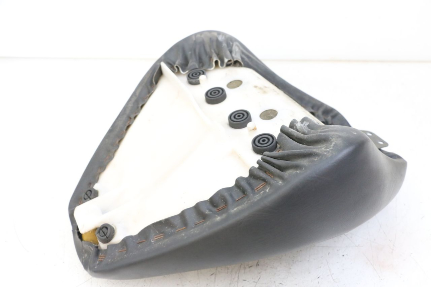 photo de SELLE AVANT YAMAHA XVS DRAG STAR DRAGSTAR 650 (1997 - 2007) - Autre angle de vue