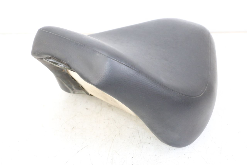 photo de SELLE AVANT YAMAHA XVS DRAG STAR DRAGSTAR 650 (1997 - 2007) - État de surface