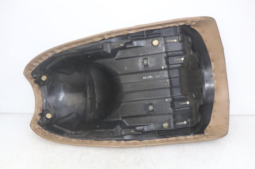 photo de SELLE AVANT YAMAHA YP MAJESTY 400 (2004 - 2008) - Vue rapprochée