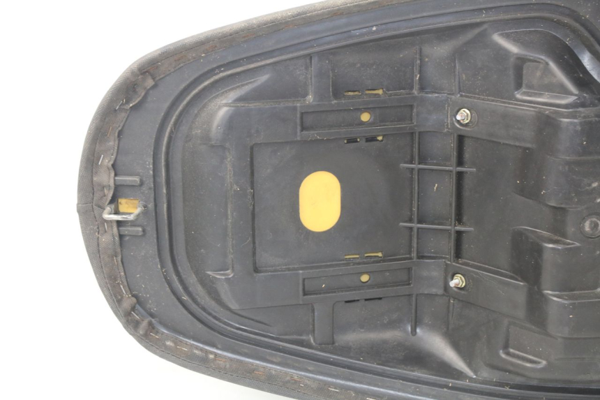 photo de SELLE JONWAY AZTRAL 125 (2008 - 2017) - Zoom composants