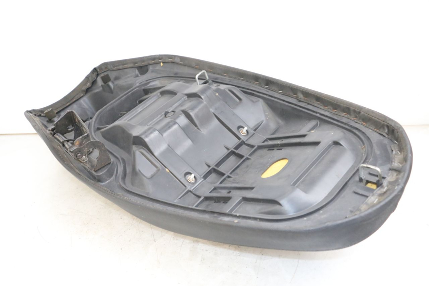 photo de SELLE JONWAY AZTRAL 125 (2008 - 2017) - Zoom état d’usage