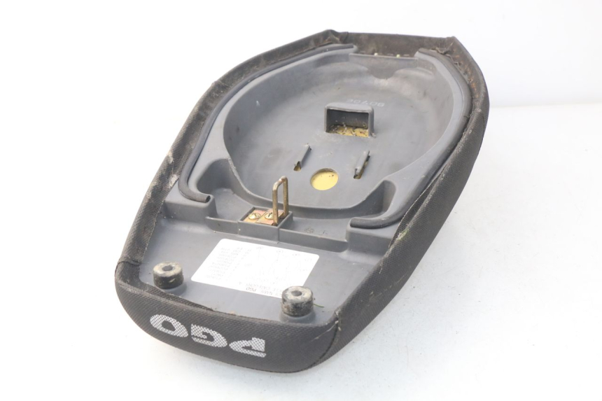 photo de SELLE PGO BIG MAX 50 (2001 - 2009) - Marquages et références
