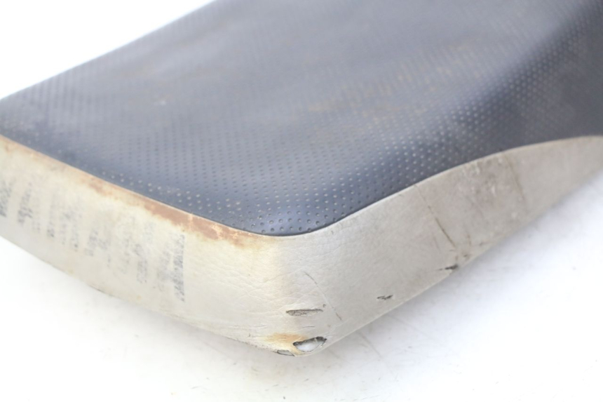 photo de SELLE YAMAHA BLASTER 200 (1987 - 2002) - Points de fixation