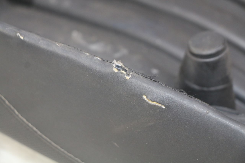 photo de SELLE MBK BOOSTER SPIRIT 50 (2004 - 2017) - Vue rapprochée