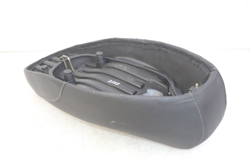 photo de SELLE MBK BOOSTER SPIRIT 50 (2004 - 2017) - État de surface