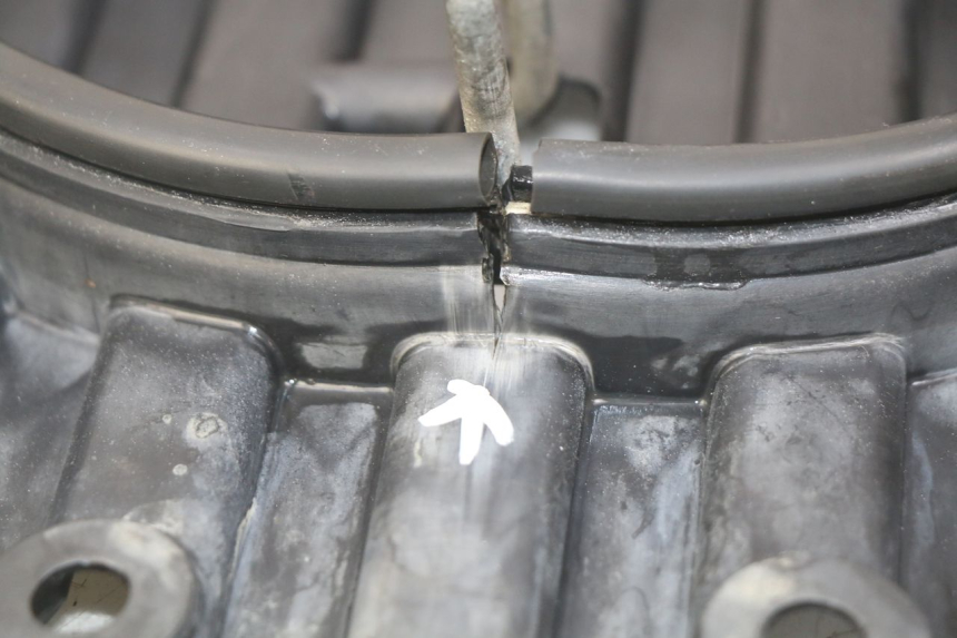 photo de SELLE MBK BOOSTER SPIRIT 50 (2004 - 2017) - Marquages et références