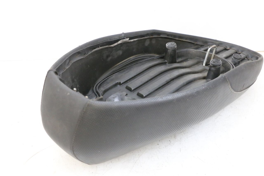 photo de SELLE MBK BOOSTER SPIRIT 50 (2004 - 2017) - Détails caractéristiques