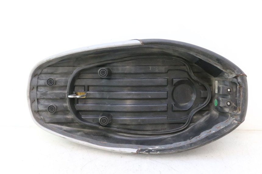 photo de SELLE MBK BOOSTER SPIRIT 50 (2004 - 2017) - Photo complémentaire