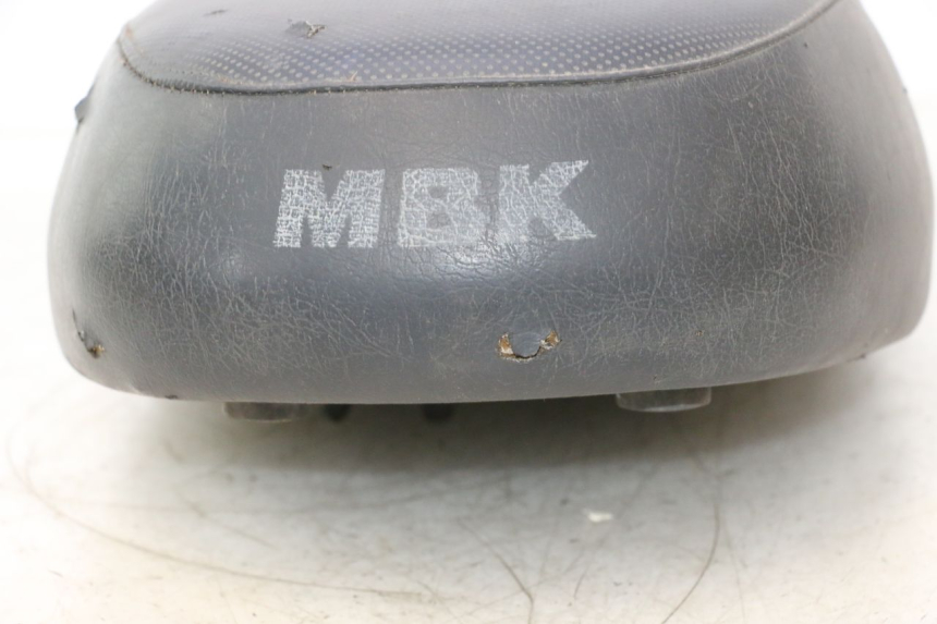 photo de SELLE MBK BOOSTER SPIRIT 50 (1999 - 2003) - Inspection visuelle