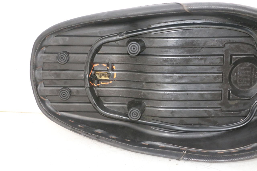 photo de SELLE MBK BOOSTER SPIRIT NAKED 50 (2004 - 2017) - Vue produit