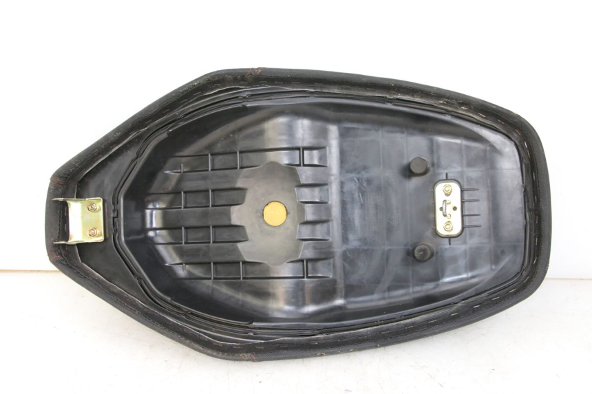 photo de SELLE TNT MOTOR BOSTON 4T 50 (2018 - 2025) - État de surface