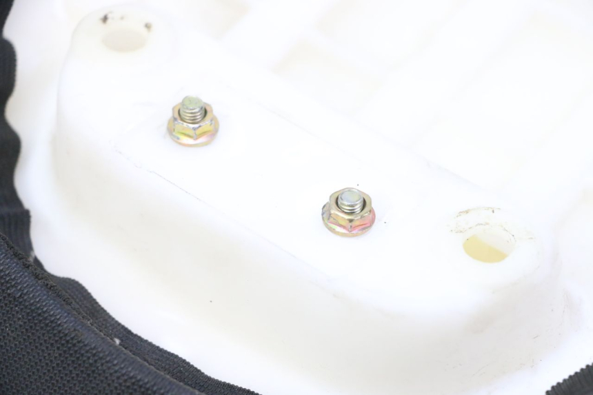 photo de SELLE MOTRON BREEZY 4T 50 (2021 - 2025) - Gros plan technique