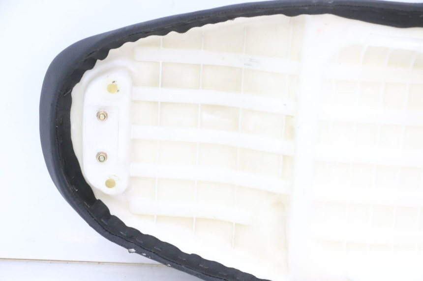 photo de SELLE MOTRON BREEZY 4T 50 (2021 - 2025) - État de surface