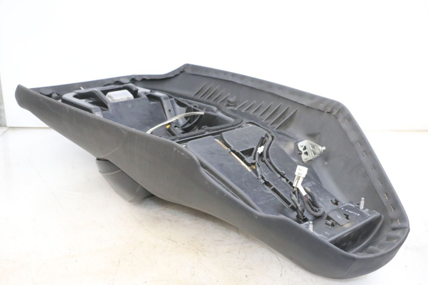 photo de SELLE SUZUKI BURGMAN 650 (2013 - 2020) - Autre angle de vue