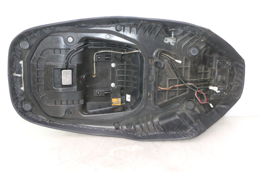 photo de SELLE SUZUKI BURGMAN EXECUTIVE ABS 650 (2006 - 2012) - Vue d’ensemble
