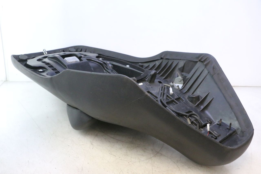 photo de SELLE SUZUKI BURGMAN EXECUTIVE ABS 650 (2006 - 2012) - Aperçu profil