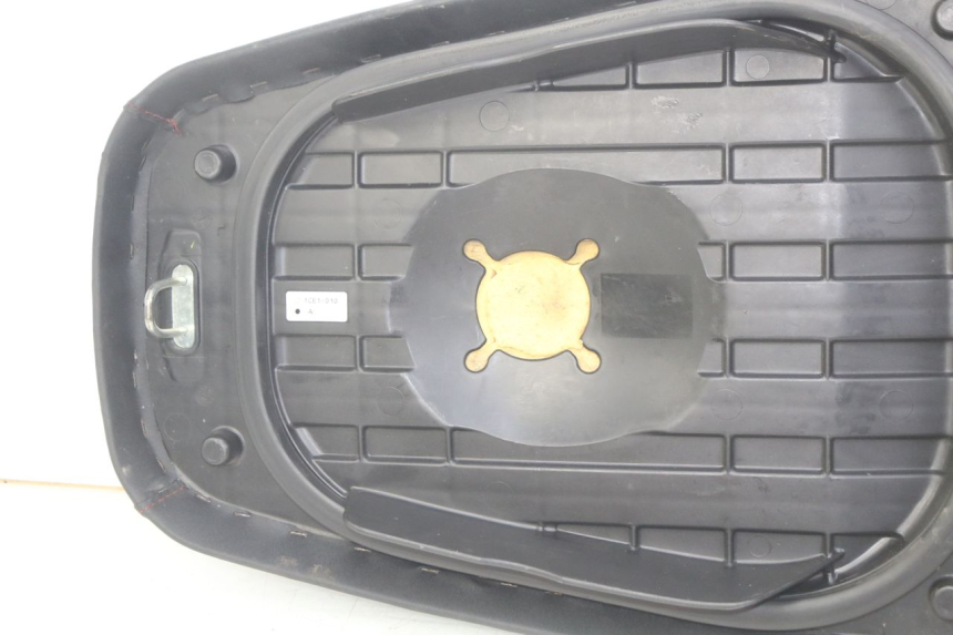 photo de SELLE YAMAHA BW'S BWS 125 (2010 - 2013) - Zoom composants