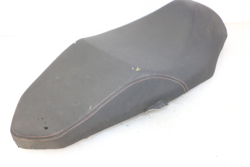 photo de SELLE ORCAL CAVARO 4T 50 (2019 - 2023) - Gros plan technique