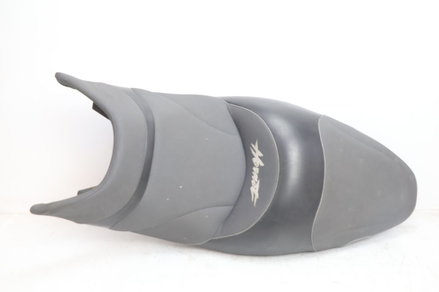 photo de SELLE HONDA CB F HORNET 600 (2005 - 2006) - Points de fixation