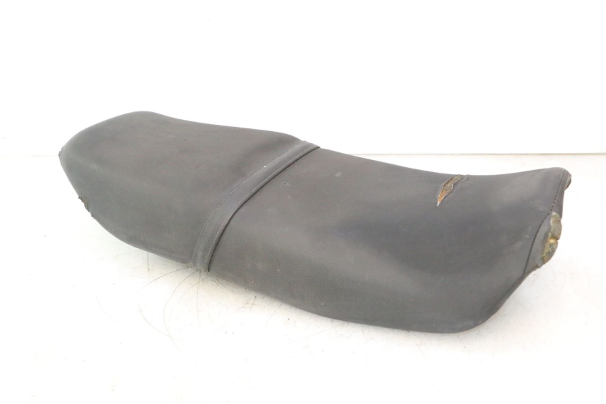 photo de SELLE HONDA CB TWO FIFTY 250 (1991 - 2002) - Inspection visuelle