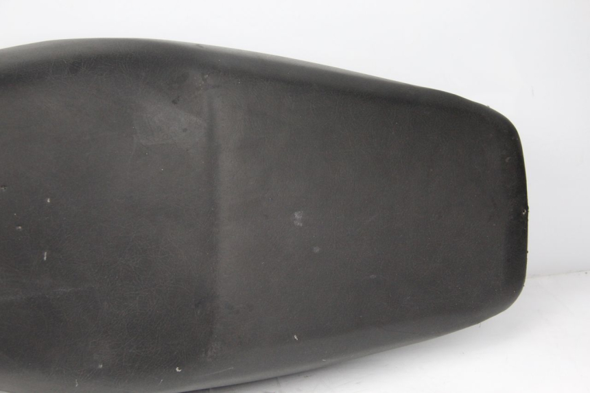 photo de SELLE HONDA CBR F SC21 1000 (1986 - 1992) - Détail de la pièce