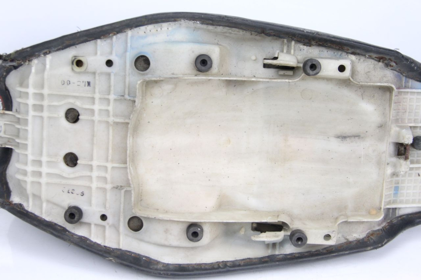 photo de SELLE HONDA CBR F SC21 1000 (1986 - 1992) - Détails caractéristiques