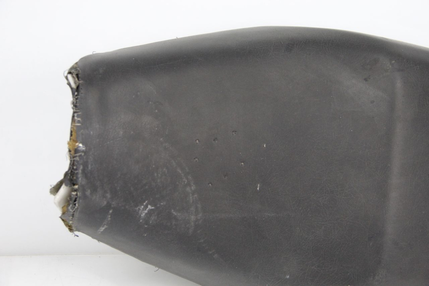 photo de SELLE HONDA CBR F SC21 1000 (1986 - 1992) - Autre angle de vue