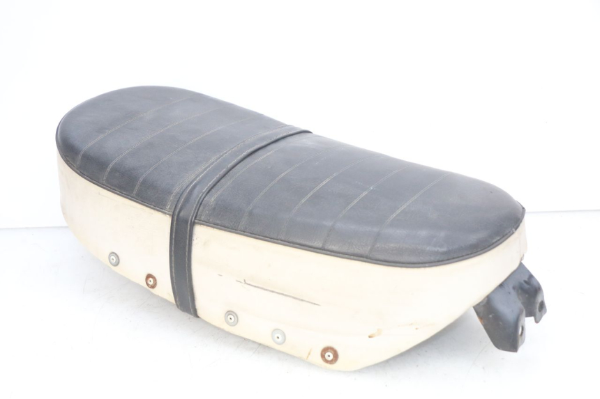 photo de SELLE TNT MOTOR CITY 50 (2007 - 2018) - Détails caractéristiques