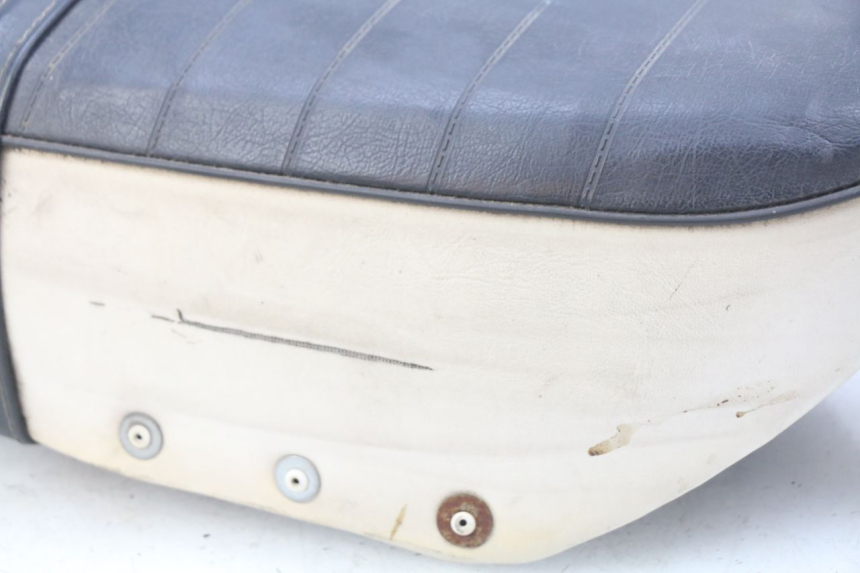 photo de SELLE TNT MOTOR CITY 50 (2007 - 2018) - Zoom état d’usage