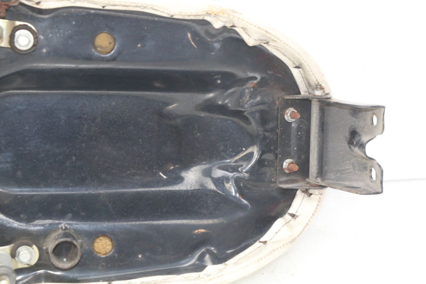 photo de SELLE TNT MOTOR CITY 50 (2007 - 2018) - Marquages et références