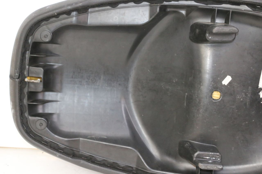 photo de SELLE PEUGEOT CITYSTAR 50 (2013 - 2017) - Angle alternatif